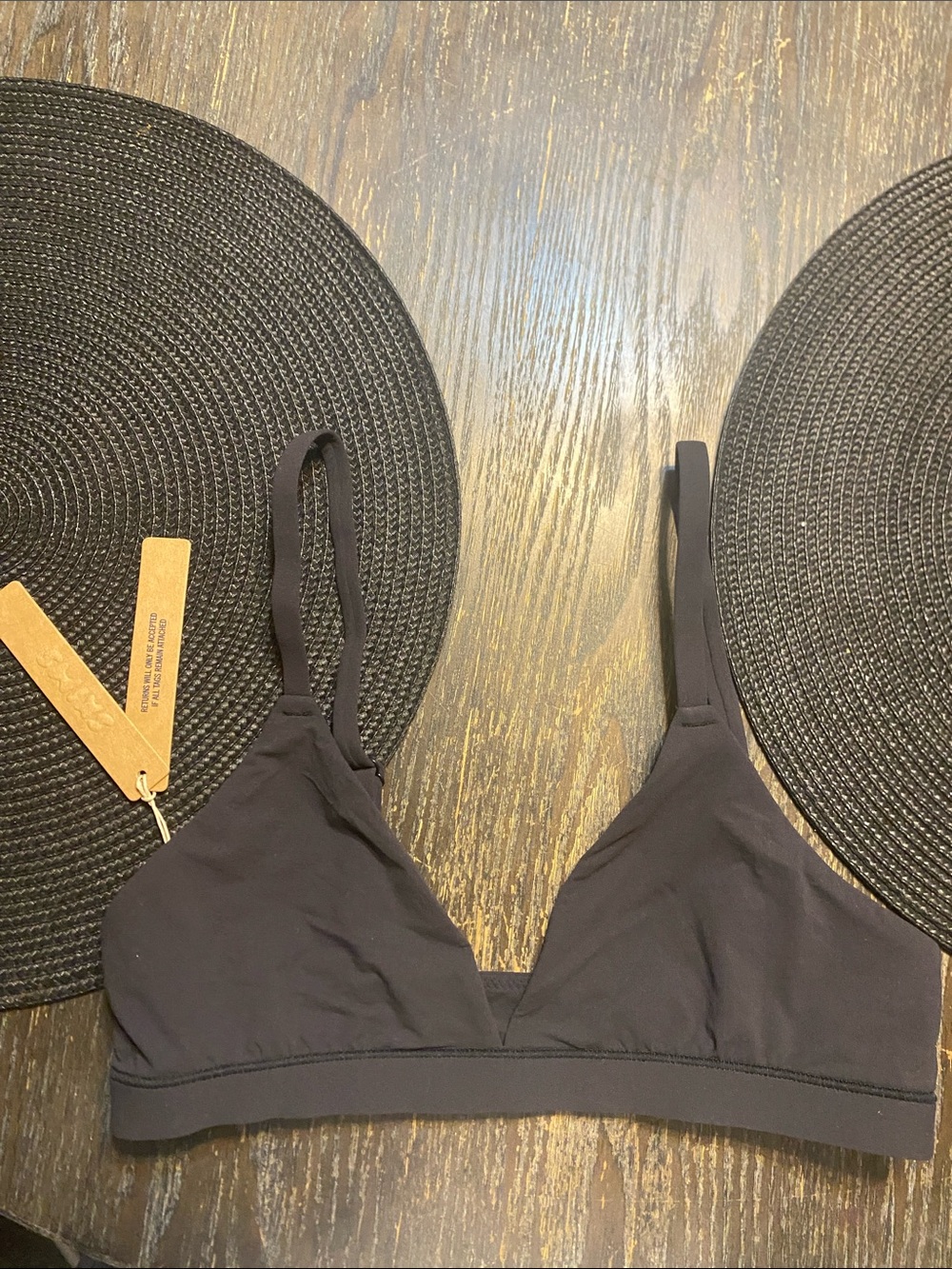 SKIMS fits everybody triangle Bralette small onyx NWT